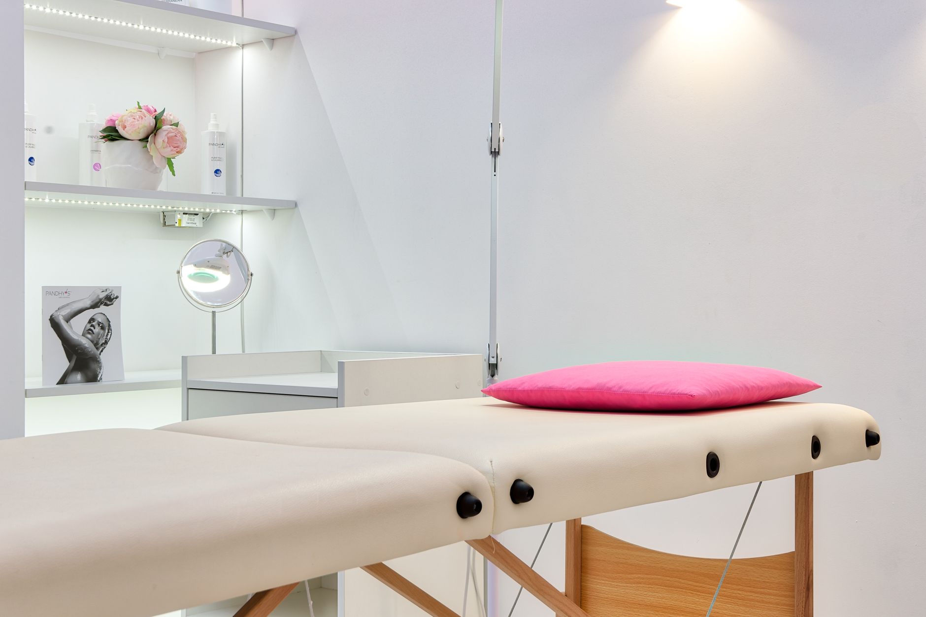 Salon de beauté équipe à Marseille